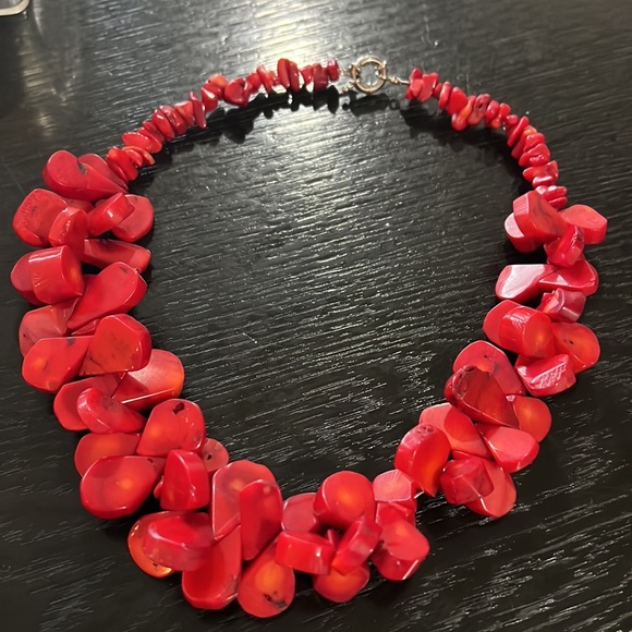 Beautiful, red choker necklace - Picture 3 of 4